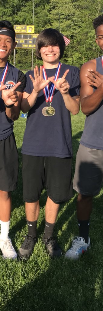 track_shs's tweet photo. Congratulations Mike Rodia on breaking the school record in the 100 with a time of 10.87! https://t.co/YuKhOzwGHQ
