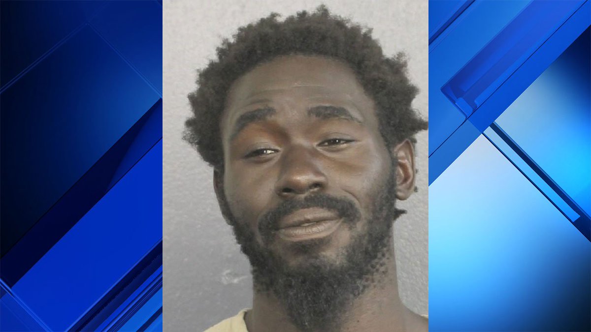 Man accused of trying to kidnap 4 children outside Deerfield Beach school bit.ly/2s7ZXpZ https://t.co/SDloevcMHX