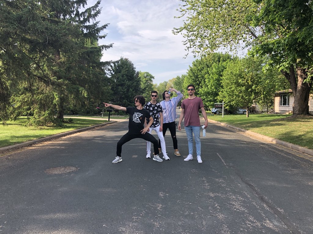 yamhaus's tweet photo. See u soon @tornadojally and @Go963MN !! #firstradiointerview #bigkidsontheblock https://t.co/rYkG1B9LXb