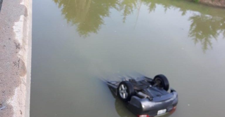 ICYMI: Man charged after vehicle plunges into creek.  blackburnnews.com/sarnia/sarnia-… https://t.co/F0kS5Su4Dk