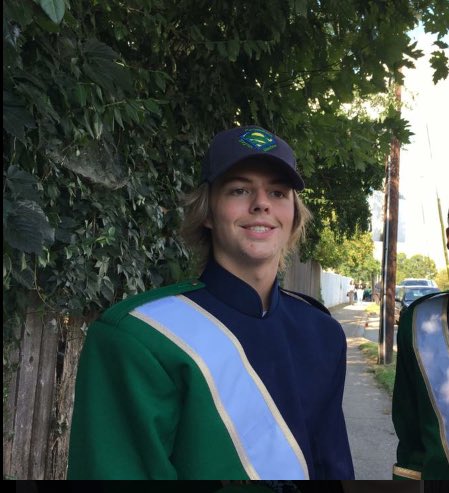 Zach is today’s #bryanstationhsband Senior Tribute. Zach participated in Symphonic, jazz, and marching band as well as guitar ensemble at BSHS. Good luck, Zach! #DefendingStation