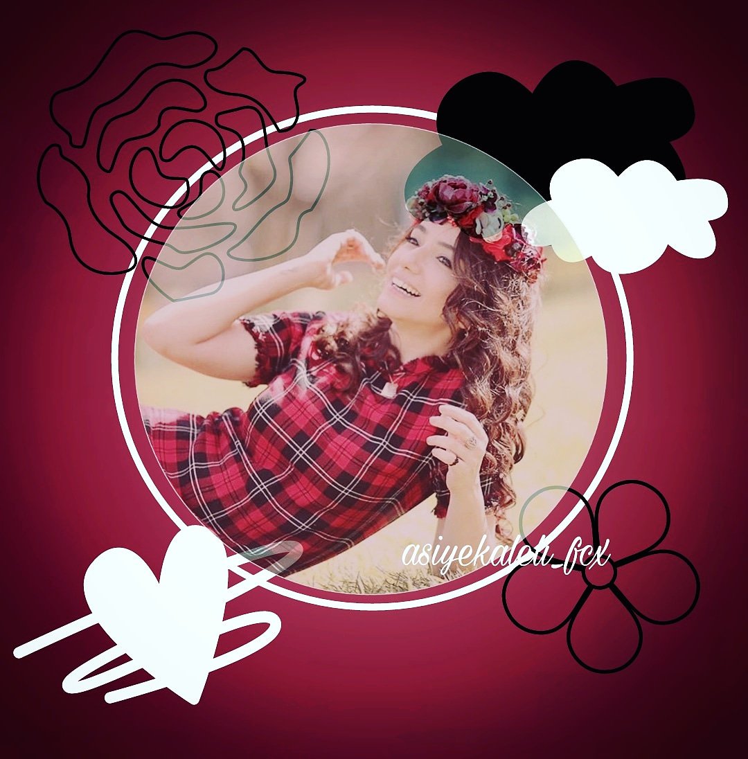 MeryemMsp's tweet photo. Öykü'm bal suratlım 🍯😍
@Oyquuu https://t.co/NlkGSfPU7G