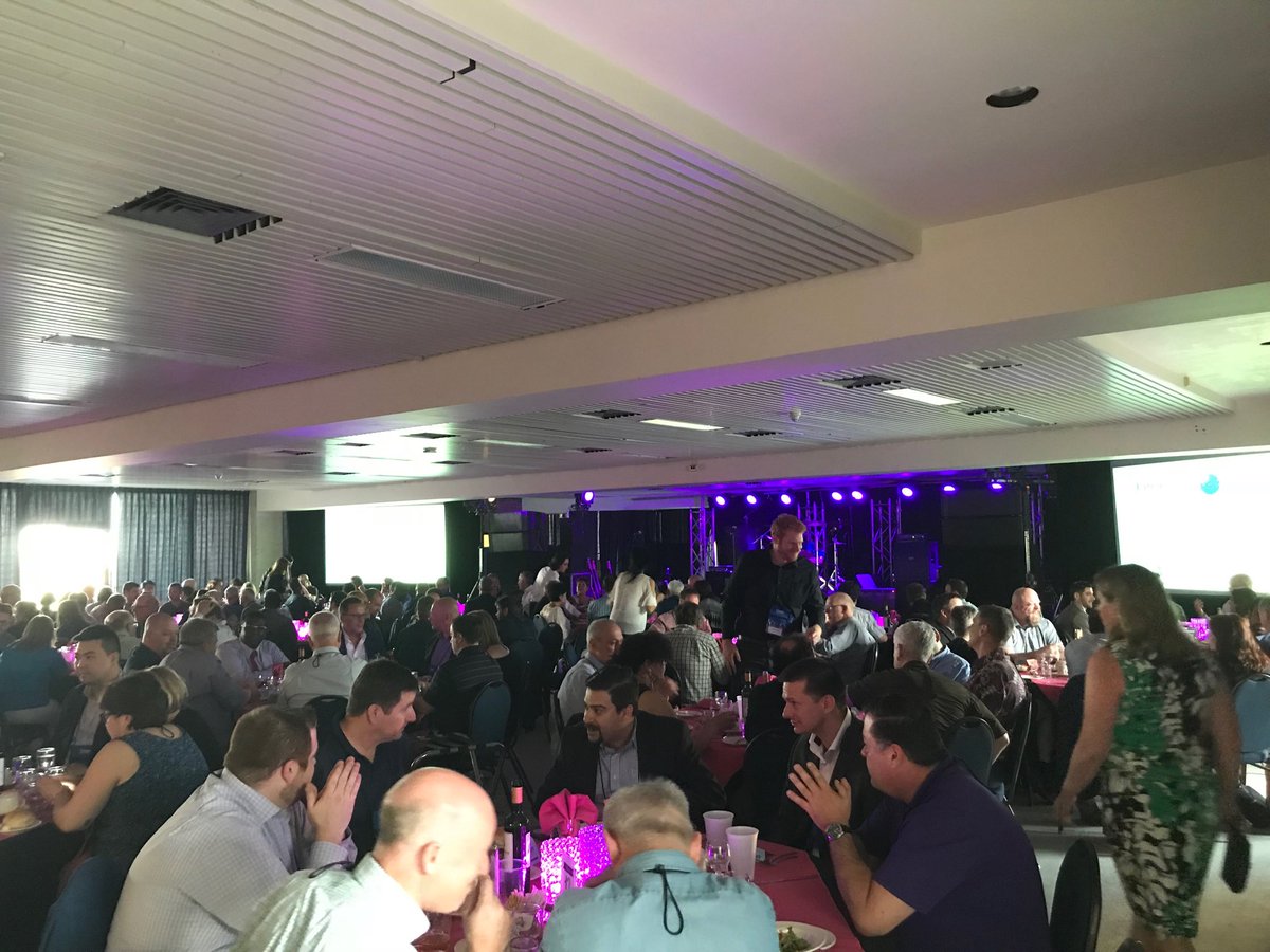 OHEIT2018's tweet photo. Full house for the gala this evening. Great meal being served followed by the #Stampeders! Oh, did we mention after party? 🎉  #OHEIT2018 https://t.co/4U4tPkt3tT