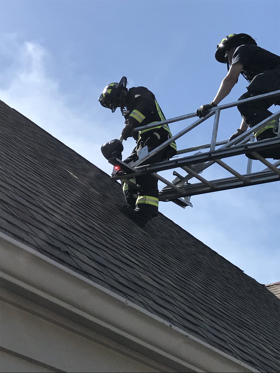 DaKaise's tweet photo. Working on multiple options for venting steep pitched roofs. #firstDueDiligence #2Truck #haveoptions #knowingnotguessing #beready https://t.co/dQQbEAnqat