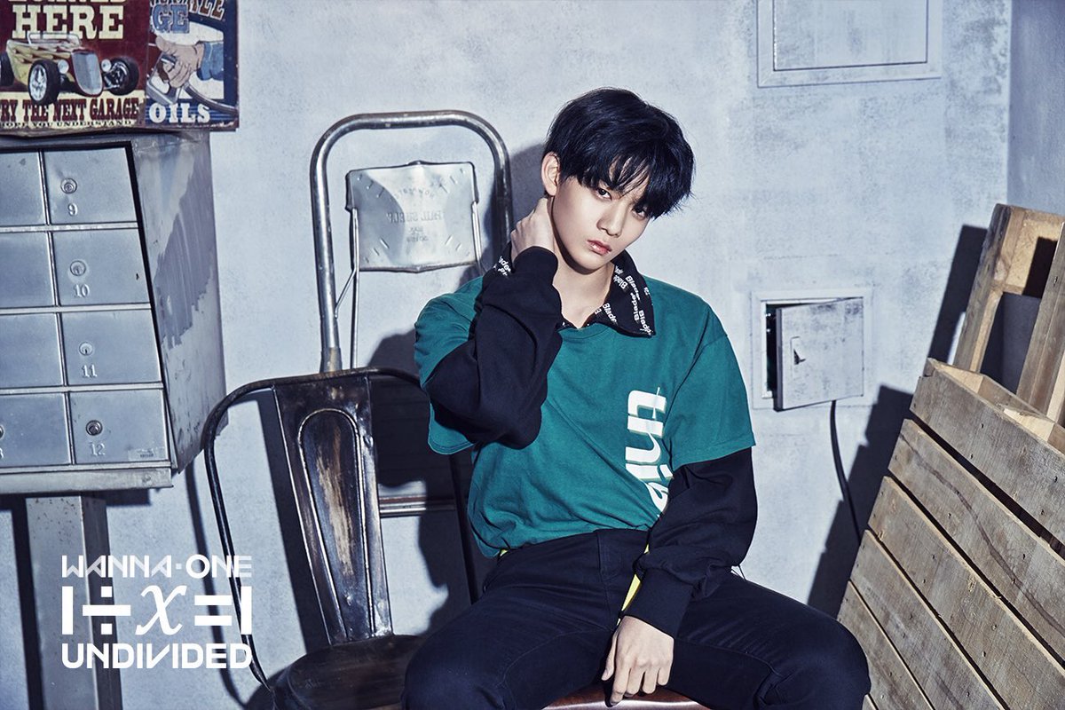 Pocaris_archive's tweet photo. 1÷x=1 (UNDIVIDED) Special Album Photo

#박지훈 #배진영 #라이관린 
#포카리즈 #남바완 https://t.co/GxEItETp4c