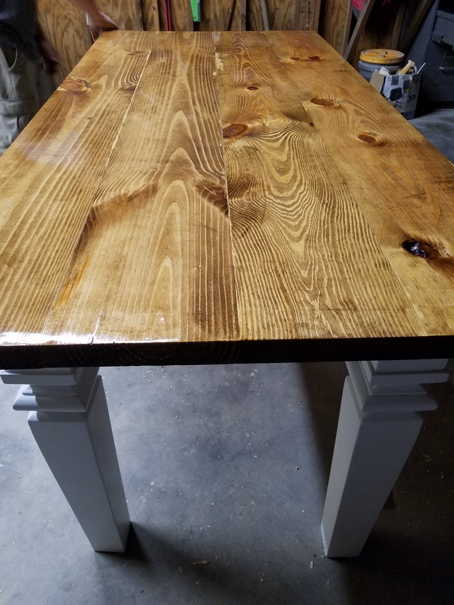 DogwoodWorks's tweet photo. Finishing up a new table tonight! #farmhouse #farmhousetable #woodwork #woodworking #white #stain #workingatnight #kidsareasleep #thisiswhatwedo https://t.co/pw35tQtXDV
