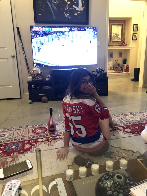Clock winding down... champagne was ready. #ALLCAPS #StanleyCup https://t.co/0IOU3C6wTr