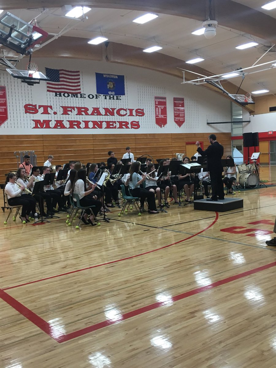 SFHS_Principal's tweet photo. Now for the band with some West Side Story. Beautiful music from our Concert Band. https://t.co/QKFav9bfnE