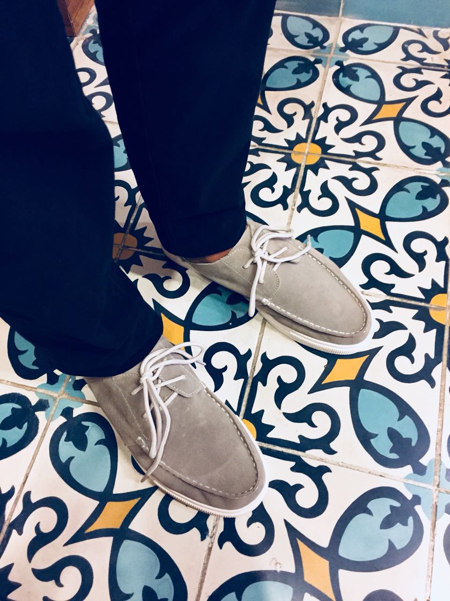 mrjonesla's tweet photo. Modelo Malta, en gris o beige, tu eliges.  Flexibilidad y confort excepcional.
.
.
.
#confort #flexibilty #cuero #mrjonesforlife #pensandoentí
Precio:  B/.49.95 https://t.co/bMKOjp5vBo