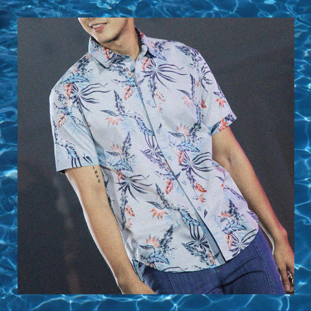 foldedandhungph's tweet photo. Go-to Tropical Top! Get this polo shirt and get your summer look on point! Head to the nearest @foldedandhung store near you!
Visit https://t.co/TxE1RWaqUm for latest styles!
#FHSummer2018 #FHSummerPromo #WeAreFoldedAndHung #FHNewArrivals
Polo - P1,099.75 https://t.co/PqVmqHAhcF