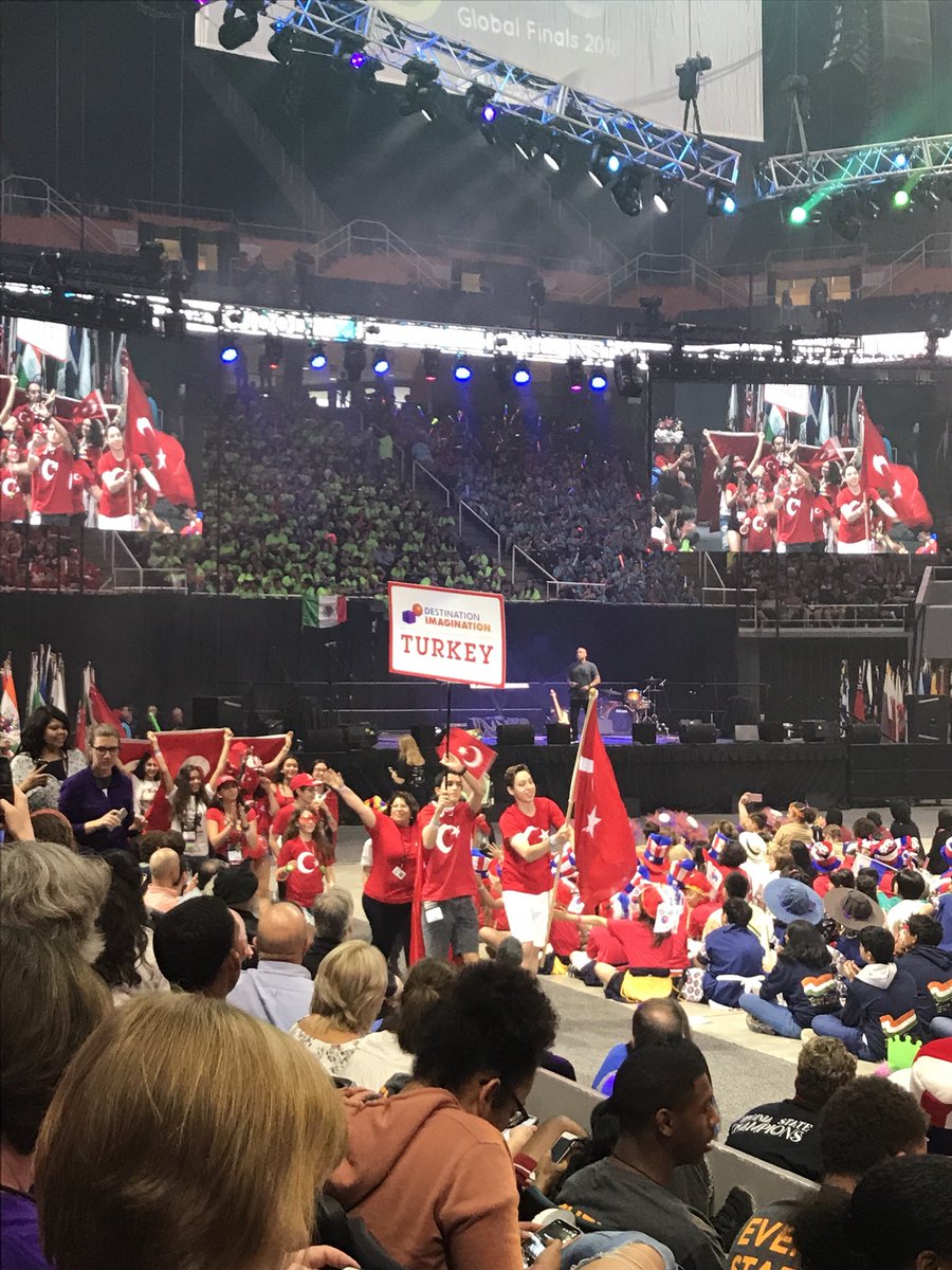 sc_gergen's tweet photo. Opening ceremonies for gf18 is reminiscent of the Olympics. Kids from all over the world who have been problem solving on their own and preparing for this moment. Pretty special. Very proud. #gf18 #GlobalFinals18 #thisisme https://t.co/z2bGdCtrTj