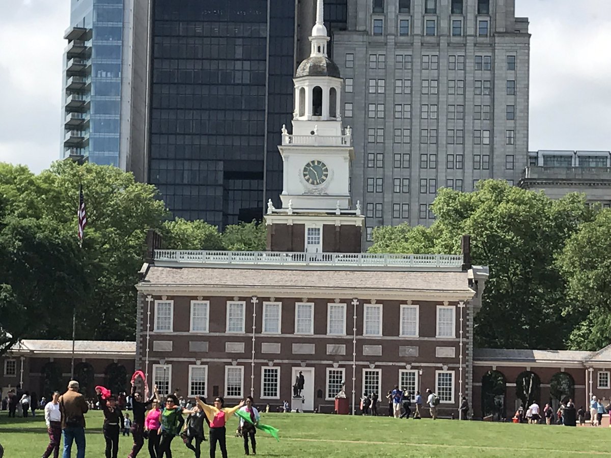 Badnewz80's tweet photo. Hey @JustinSCARRED ever filmed in #philadelphia? Took this pic of Independance Hall today just walking by! Would love to do a meet n greet if u ever visit. #Randomland #sometimesmob https://t.co/7IJX624qn1