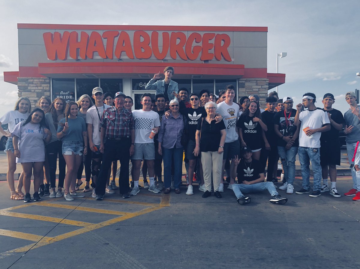 7Mandry7's tweet photo. @Whataburger has blessed me with an amazing birthday two years in row!! https://t.co/ahQgM8m1iR