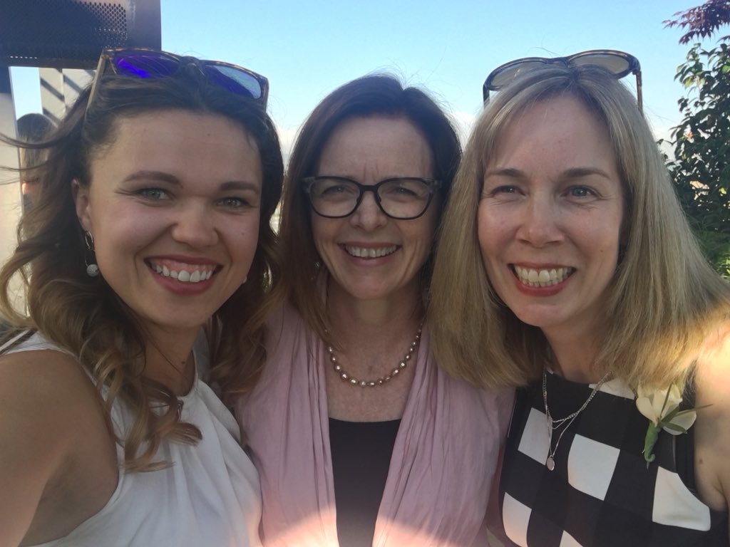 Such a delight to celebrate the amazing <a href="/jearthy/">Jill Earthy</a> tonight at #wlcircle <a href="/BoardofTrade/">Greater Vancouver Board of Trade</a> Wendy McDonald Awards w/ nominator @WECldouglas! So deserved! Loved getting to be a judge this year, inspiring to learn more stories of incredible local women. Thanks for hosting <a href="/TELUS/">TELUS</a>!