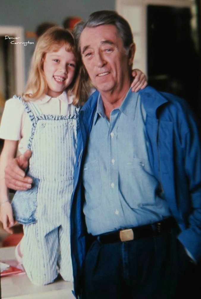 DynastyTVShow's tweet photo. #JessicaPlayer (Krystina) and #RobertMitchum in the short-lived TV series, "A Family for Joe" (1990). #Dynasty https://t.co/LFrxCrR7XH