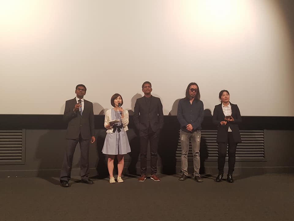 사티쉬 쿠마르 시반 주한인도대사관 공관차석님은 영화 바라나시 시사회 무대인사에 참석하셨습니다. 인생에 대해서 생각해 볼 수 있을 뿐 아니라...