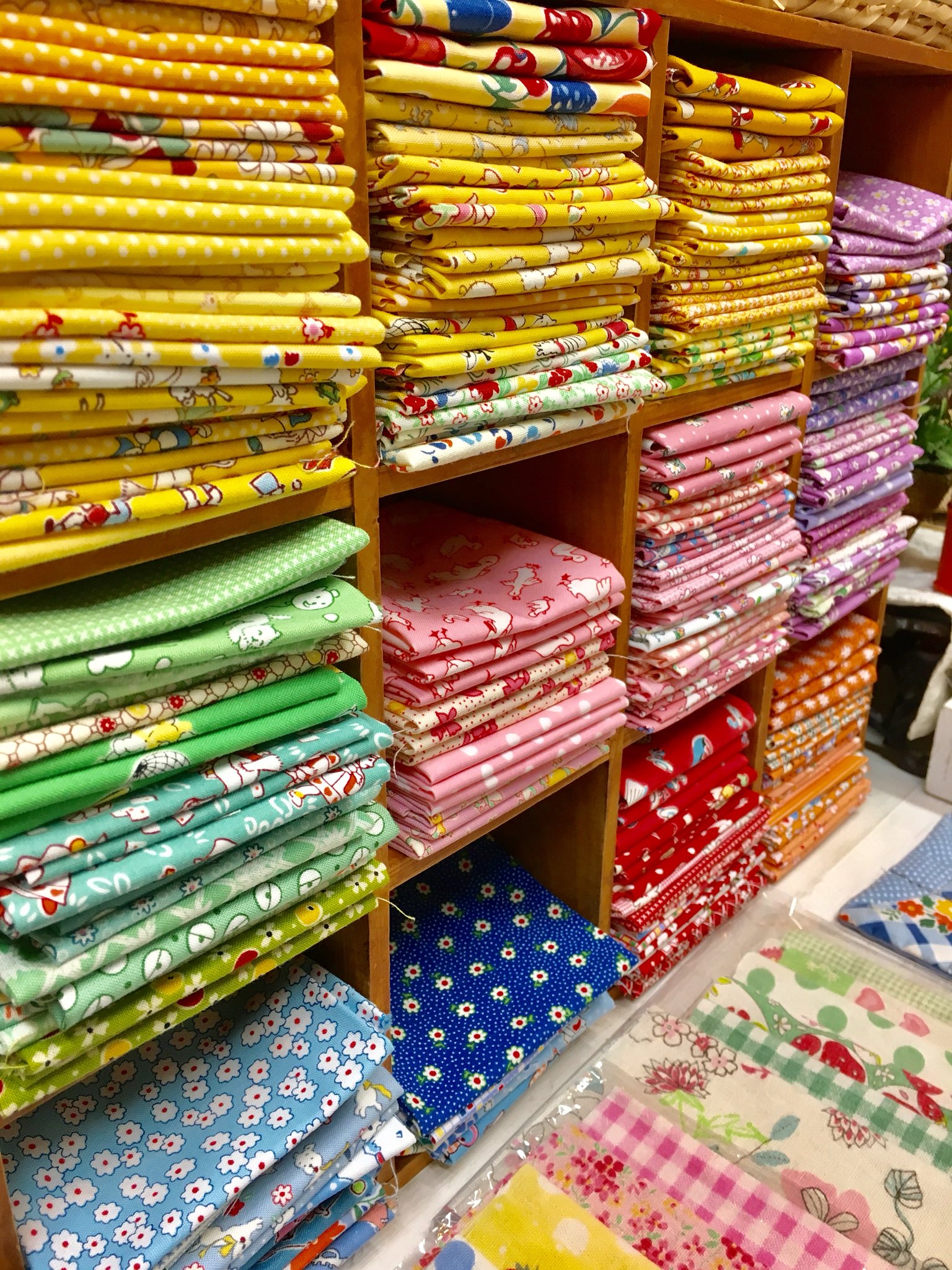 専用♡ハンドメイド　パッチワーククロス⊹⁺⸜(ᐡ⸝ɞ̴̶̷ ·̮ ɞ̴̶̷⸝ᐡ) パッチワークカットクロス 5色セット 花柄 水色系 H-1 (柄