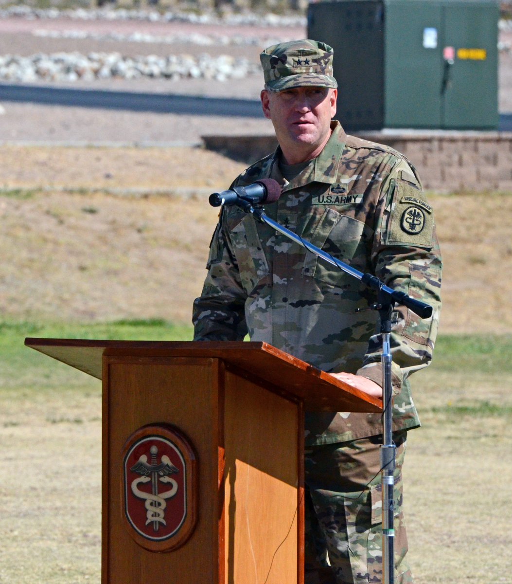 FortIrwinMEDDAC's tweet photo. @RHCCentralCG @RHCCentral presided over Weed Army Community Hospital's Change of Command ceremony on Fritz Field, May 23. During the ceremony Col. Martin Doperak relinquished command to Col. Larry O. France. https://t.co/MrRH2vGfur