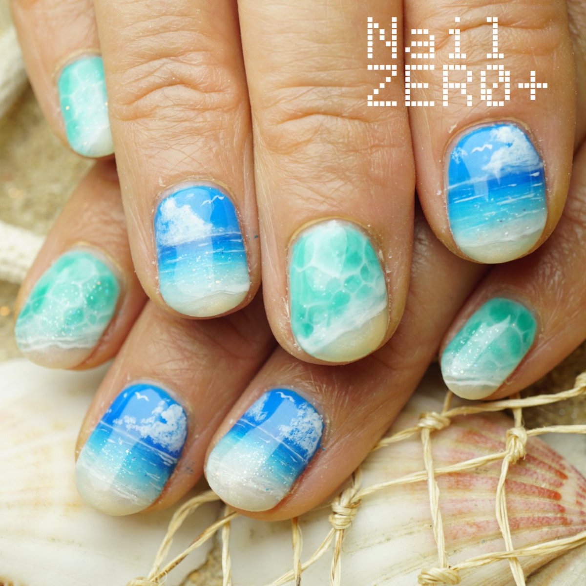 ネイルゼロプラス Nail Zero Ar Twitter 夏が待ち遠しいデザインです 南国の砂浜のようにグリーンのラグーン 南の島 横から見るか 上から見るか Nailzeroplus ネイルゼロプラス Nail ネイル 南国ネイル リゾートネイル グラデーション ラグーンネイル