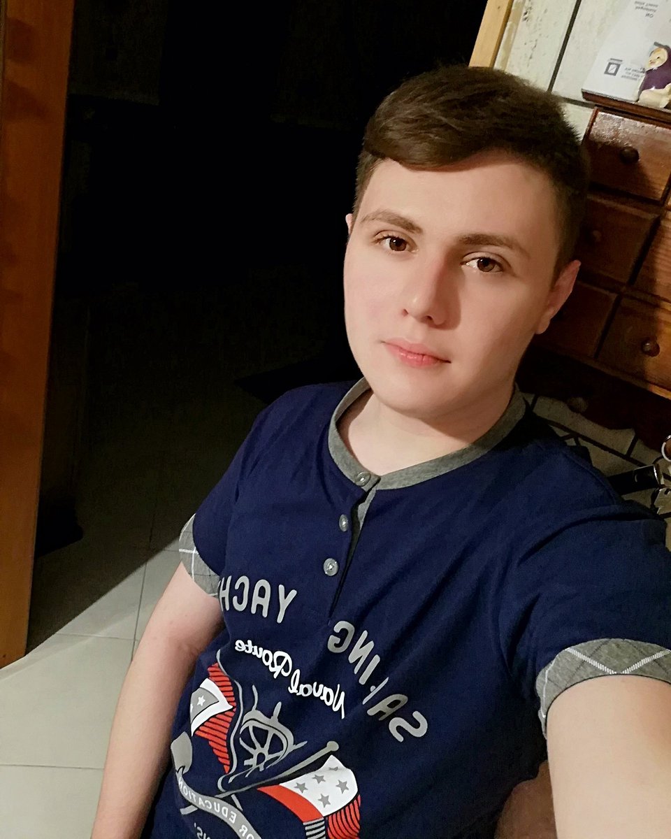 Ciro21061998's tweet photo. ๐ช๐บ๐ ๐ฎ๐น#italianrepublic
#italy #europe #european #goodnight #fashion #italianstyle #italian #shirt #smile #hair #hairstyle #cool #beautiful #happy #enjoy #student #italianstudent #home #live #world #work #languagesstudent #selfie #school #university #goodnightitaly ๐ช๐บ๐ฎ๐น https://t.co/AeV26Kqdno