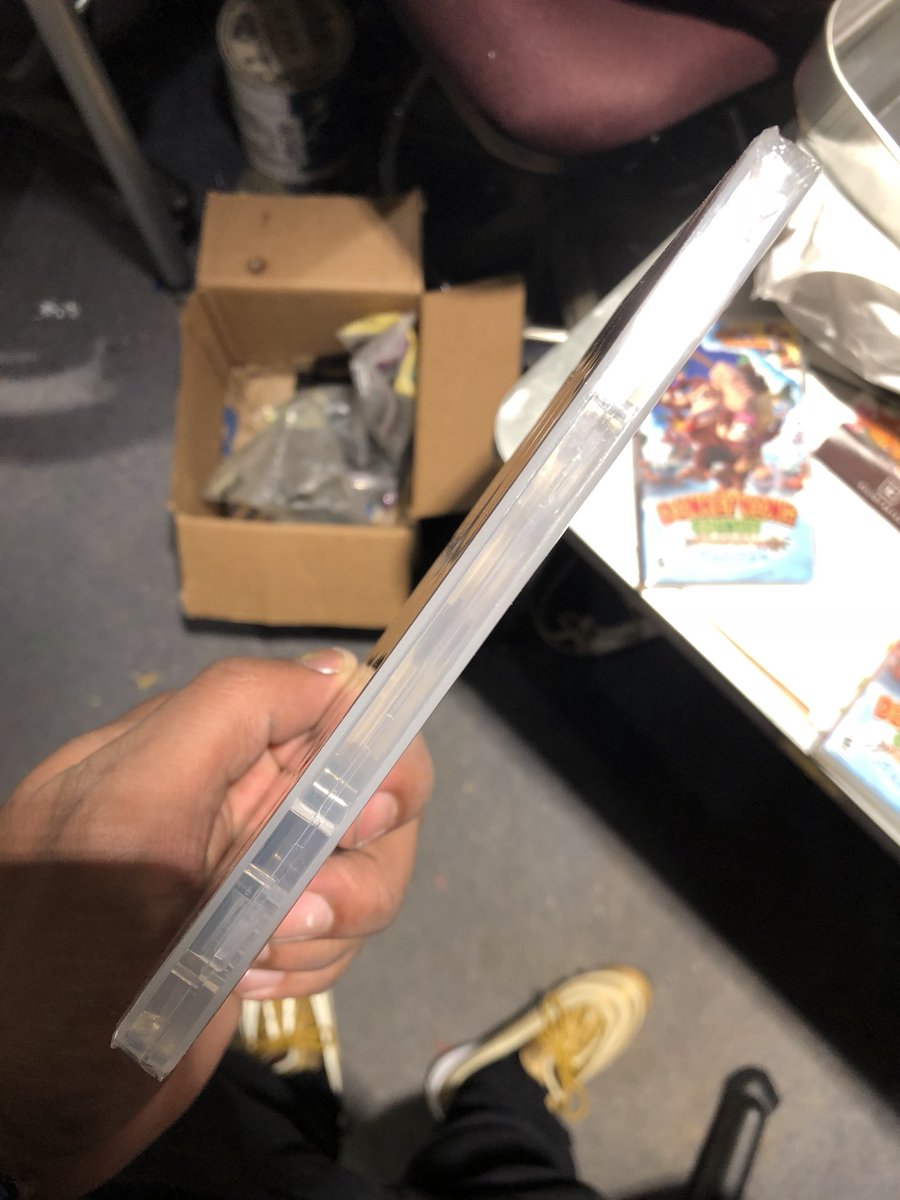 1016am's tweet image. Who needs? Unopened $35. 

$40 if I’m shipping