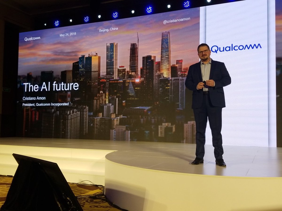 @Qualcomm @cristianoamon takes the stage for #AIDAY keynote. #AIATTHEEDGE