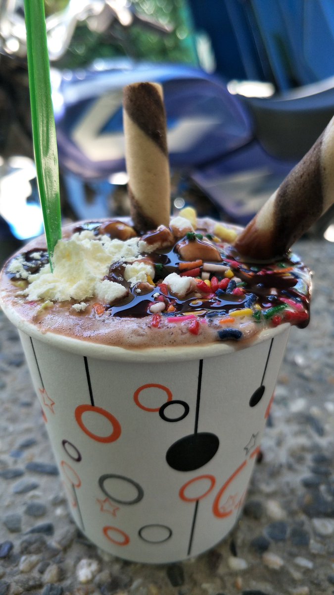 RyanTabago's tweet image. beat the heat