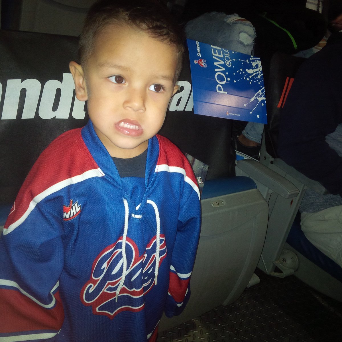 Big_G_09's tweet photo. It's a madhouse in here! #SCvsREG #WHL #MMC100 #gameon 👊 https://t.co/TJnhvcFZCp