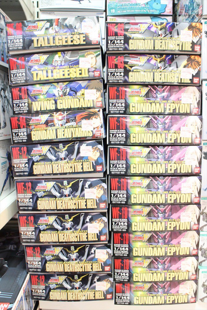 PH_atsugi's tweet photo. それ以外のガンダムW系旧キットも入荷中！
ちなみにリニューアルパッケージのフィギュア付バージョンです。
スポット生産なので売り切れてから探すと大変だぞ！
（ガンダム担当）
#AC195 #AC196 #オペレーションメテオ #馬鹿は来る https://t.co/t6VVDcl8Xz