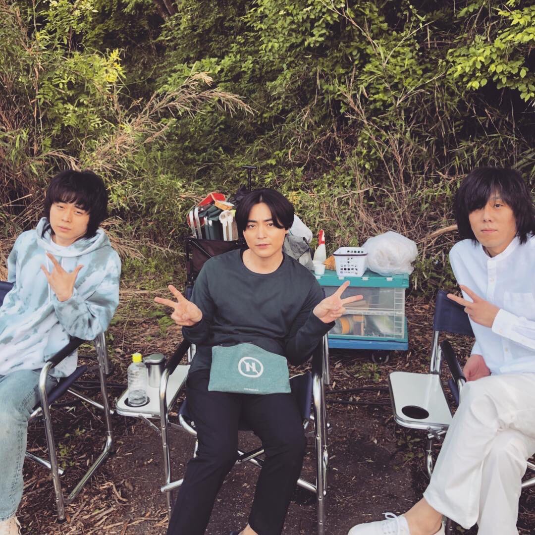 suuuda__vxw's tweet photo. 山田さん、椅子の間隔空いてるね(笑)
#今夜くらべてみました
#菅田山田 https://t.co/P8MIuQPXpO