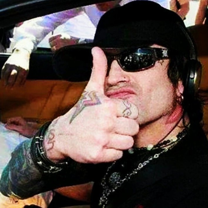 jamesraytodd1's tweet photo. Goodnight rockers love ya have a great night keep rockin me baby  .. https://t.co/rqQvpTIvGt