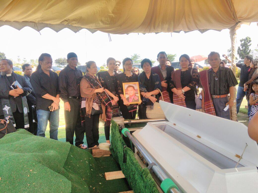SarjadisonS's tweet photo. Selamat jalan pak j.hamonangan purba, kiranya apa yg bpk perjuangkan utk nelayan dpt didukung pemerintah @jokowi @Pak_JK @susipudjiastuti @LuhutPandjaitan @BeritaKKP @id_mpn @DanielJohanw @ESatyono @mzulficar @Barramundi16 @AP2HI_ @kkpgoid https://t.co/yc6BMzQmfI https://t.co/NbJOnyPlOC
