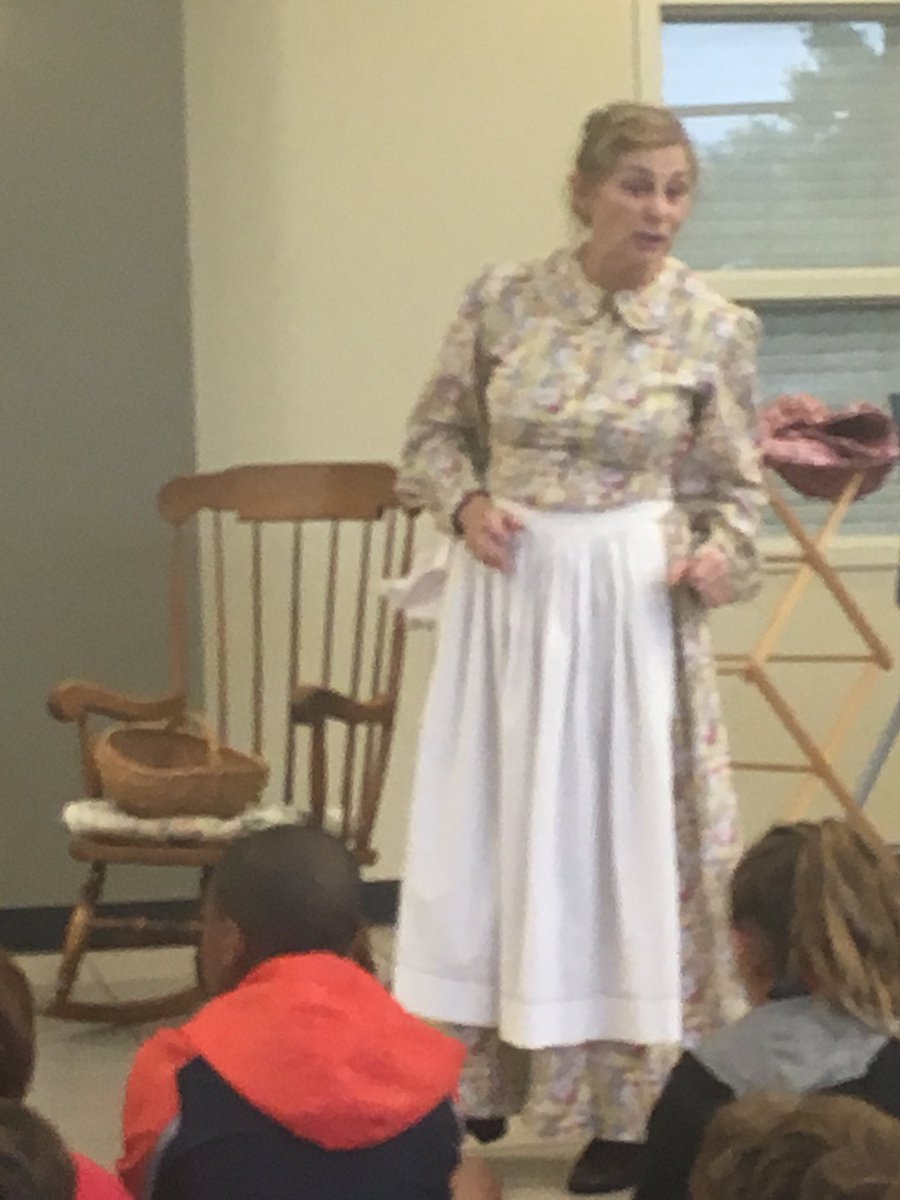 GAC_SKincade's tweet photo. Fourth Grade loved having Laura Ingalls Wilder visit today! #GACelem https://t.co/ZZP8YEO1LJ