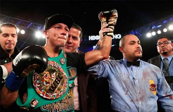 estoenlinea's tweet photo. #ESTOesBOX 🥊
Miguel Berchelt expondrá su cetro ante Jonathan Barrios🥊😎
➡️ https://t.co/BAA5L9t4VO https://t.co/a3QFU10ph1