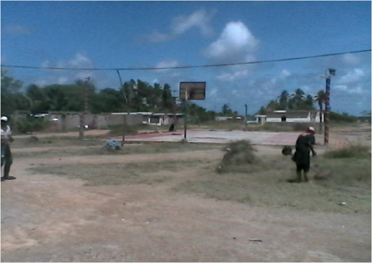 ImdermiYa's tweet photo. Con el apoyo de IMAITU, Vecinos de la Comunidad de Flmenco realizan plan cayapa para mejorar y recuperar los espacios deportivos y reactivar el deporte en la juventud y los niños. @chavezpueblo @pinfantea @mimouvargas @vclarkb @ori_falcon @MinJuventdyDep @EnLineaFundefal https://t.co/jYh9NEwk2W