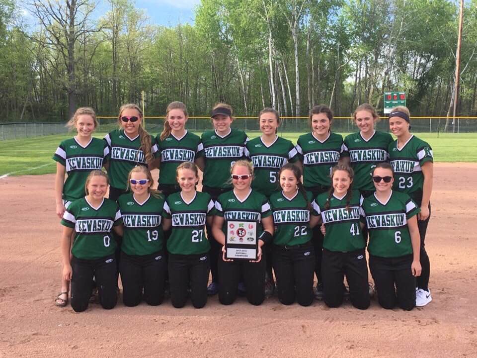 KewSball's tweet photo. your girls OFFICIALLY brought home the hardware tonight, happily on top of the ECC! Senior night brought a 10-0 W v Port Washington! #ThankYouSeniors https://t.co/QreKnWJ1rw