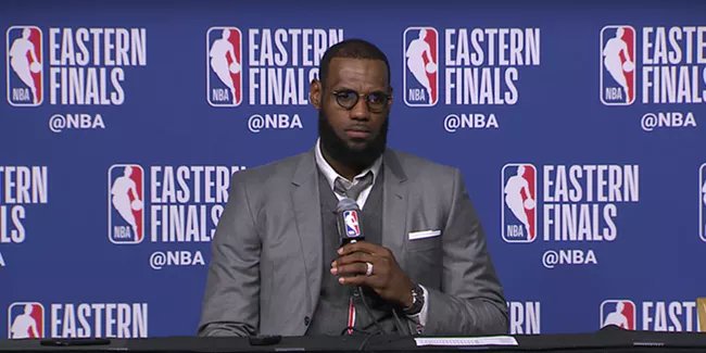 OldSchoolCarew's tweet photo. LeBron's thought process at the moment: "PG13 signs after me, then we trade for John Wall, give away Lonzo for picks, send IT away again, make Deng retire, bring in D Wade, make Paula Abdul a dancer again and make party plans with Jack &amp; Leo" @D__Mac smiles #byebyebron #lakeshow https://t.co/cRGosd10AB