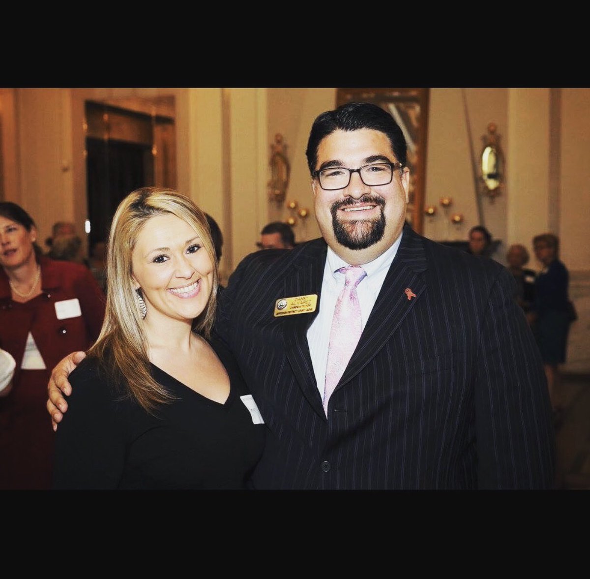 jessRussoNYC's tweet photo. I can’t believe this was 3 years ago... we were working so hard at this charity event! Your dream was to become judge and last night that dream came true, however God had a different plan for you. Rest easy my friend #DannyAlvarez #Dist9 #Louisville 😢💔 https://t.co/0tHZBSGY73