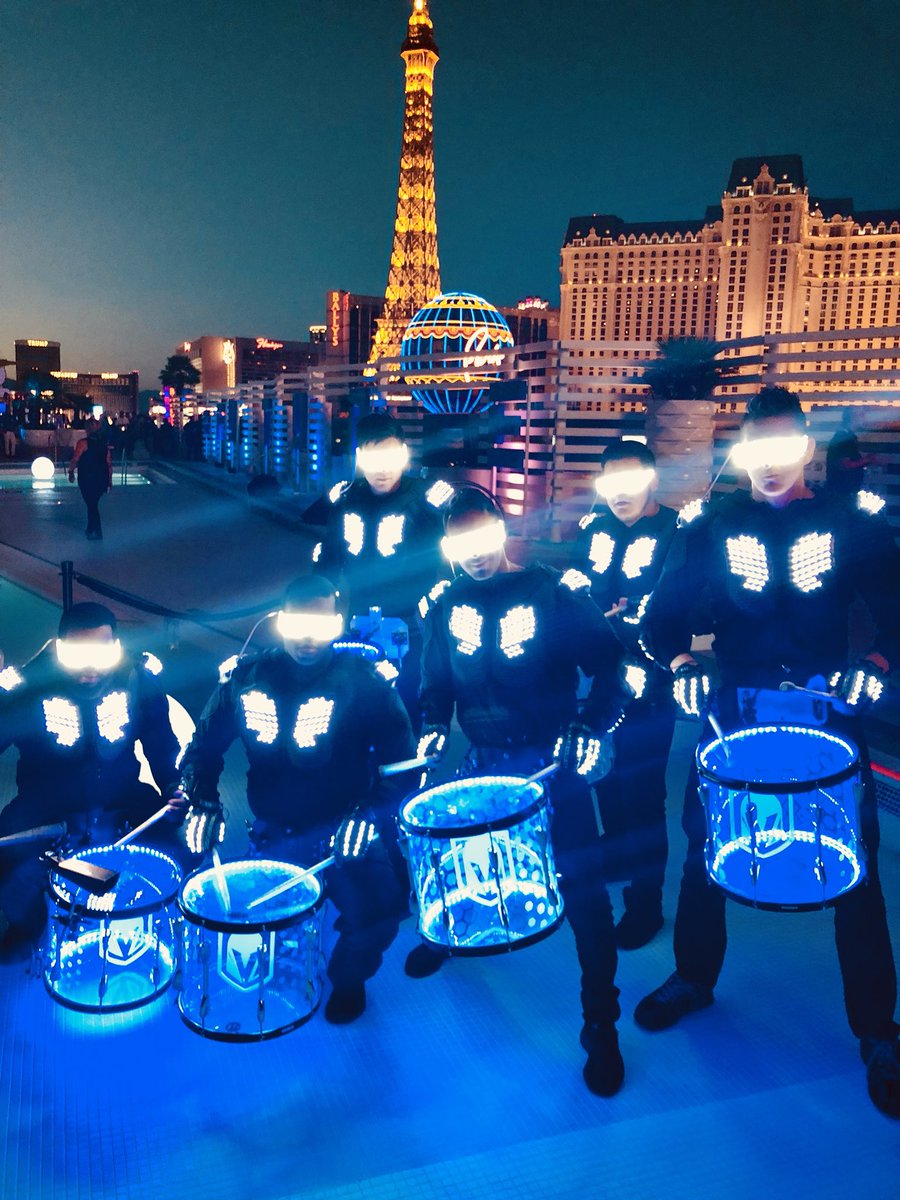 drumbots's tweet photo. Vegas lights! 🥁✨💥 #ledrums #lit #drummers #vegas #entertain #events #lightitup @DBDVegas https://t.co/vJ8n64L4G7