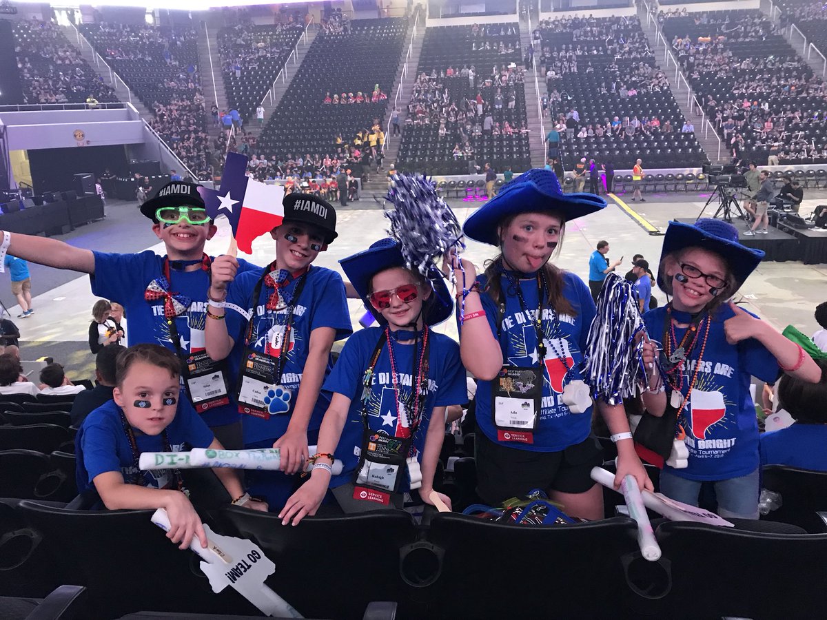 KimMossGT's tweet photo. @LMiller_Elem @IDODI The DINOS had such a blast at Opening Ceremony of #GlobalFinala18 tonight! https://t.co/mbtqiD9f9I