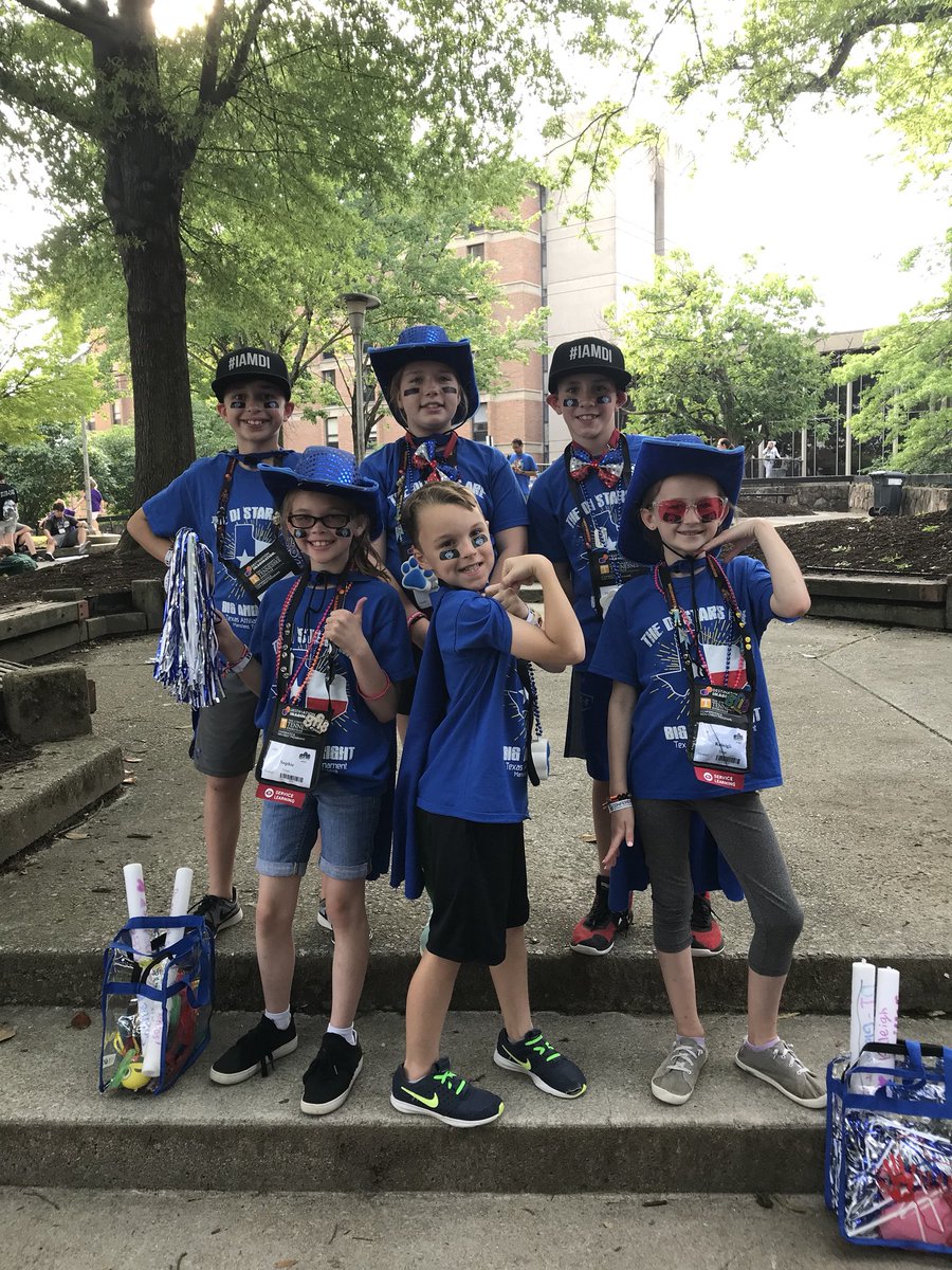 KimMossGT's tweet photo. @LMiller_Elem @IDODI The DINOS had such a blast at Opening Ceremony of #GlobalFinala18 tonight! https://t.co/mbtqiD9f9I