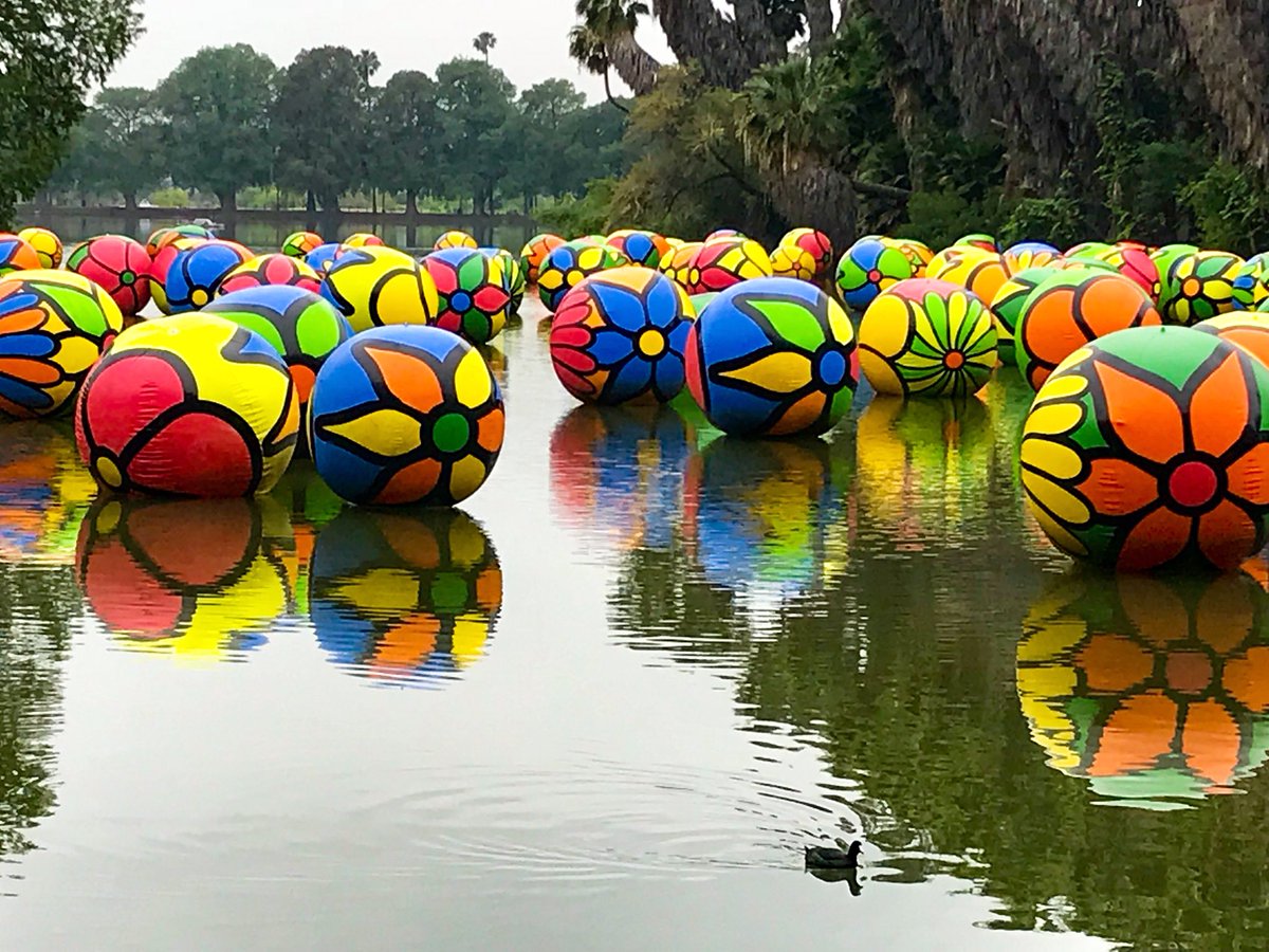 wenders1022's tweet photo. Visited the Riverside #ArtFloat at Fairmount Park in Riverside today. So pretty. https://t.co/kuOLxI3J7f