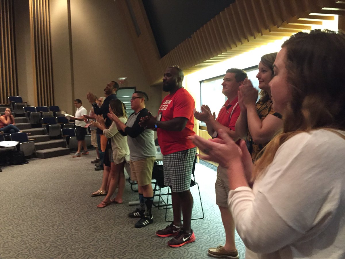 PACACinstitute's tweet image. Let’s have a round of applause for @PACAC1954 for being an outstanding organization 👏🏼👏🏼 Happy PACAC Day!! #pacacday #PACACDay2018