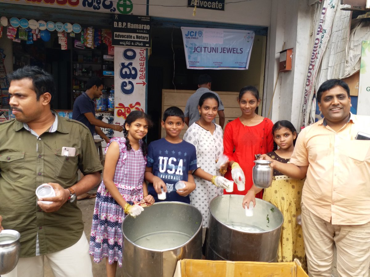 JciTuni's tweet photo. 3rd BUTTERMILK DISTRIBUTION to public in summer completed successfully with help of jr.jaycees  #jci #jciindia #zone4jciindia #changebegins #jcitunijewels #impact #im4u https://t.co/mOOnUgX7qa
