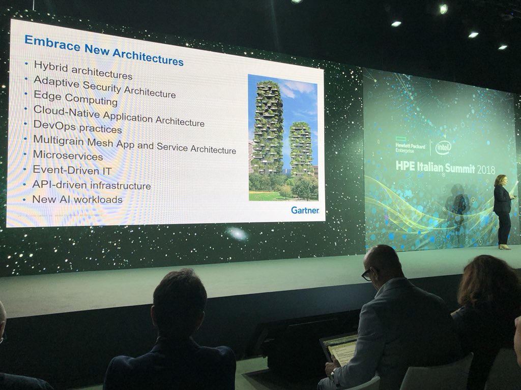 robylor's tweet photo. Il #boscoverticale non esisterebbe senza la #tecnologia. Scopri perché guardando la diretta dell’evento qui: https://t.co/TGI3IsCeVP #HPEReimagine @HPE_IT https://t.co/AEDikBCZ4u