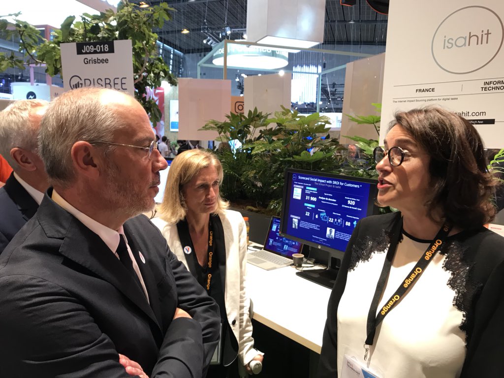bretones's tweet photo. #OrangeStartup tour with @srichard @VivaTech: more than 120 startups half of which are international on @Orange booth! https://t.co/wtkoeDCMaz