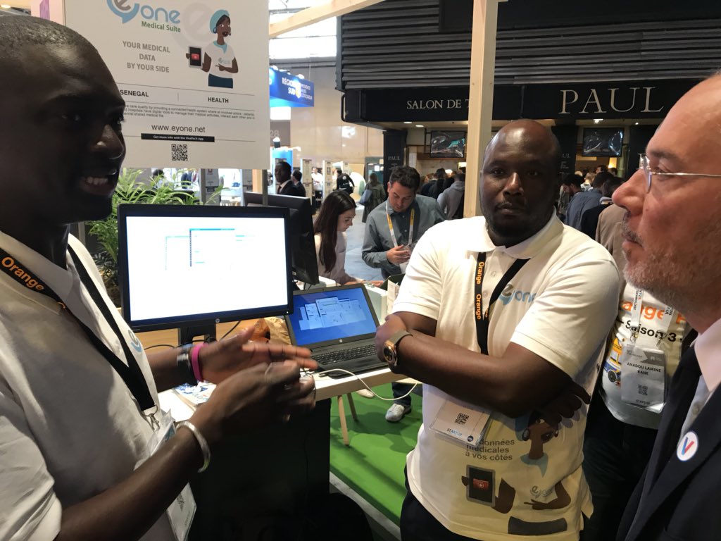 bretones's tweet photo. #OrangeStartup tour with @srichard @VivaTech: more than 120 startups half of which are international on @Orange booth! https://t.co/wtkoeDCMaz