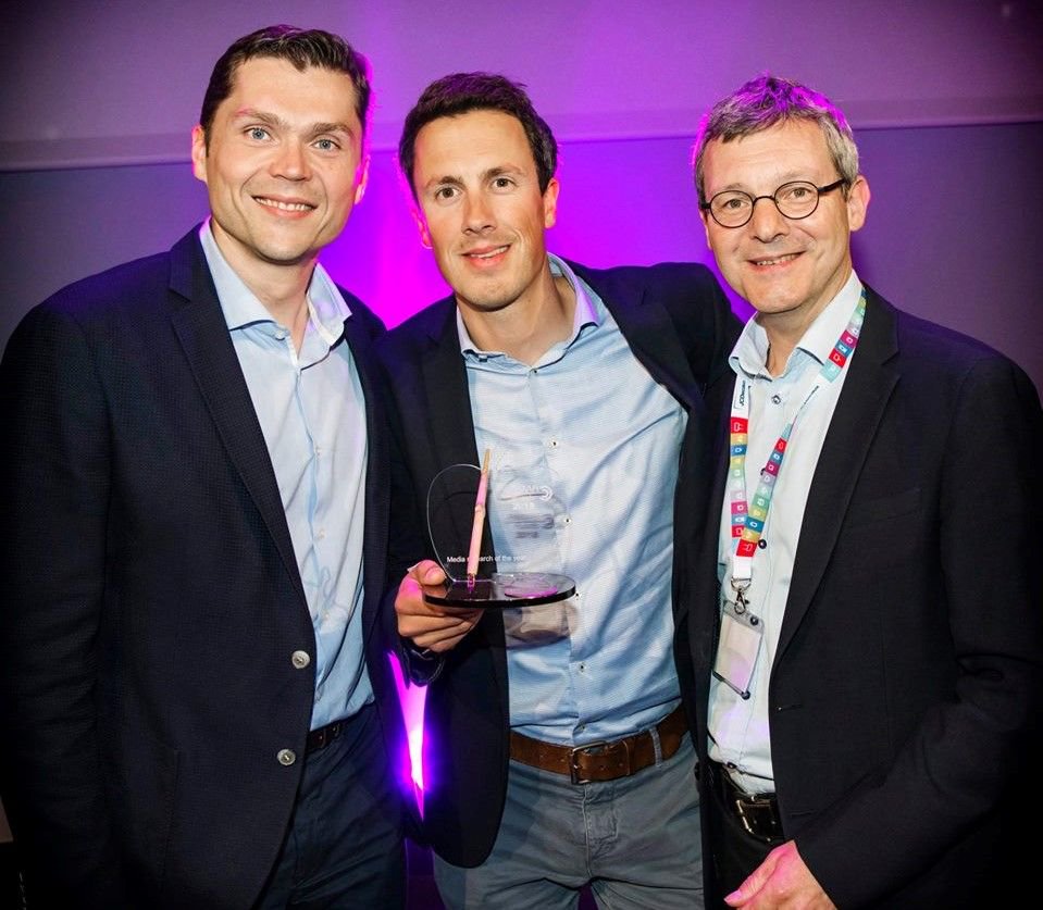 bpostmedia's tweet photo. Onze 'In-Home Advertising Experience' studie van @GfK wint zilver op de #AMMAawards! Zoom op een leuke avond, een geweldig team en een zilveren studie: https://t.co/rH7Fxz0qIH #spreadtheIHAlove https://t.co/IUN7TtkD93