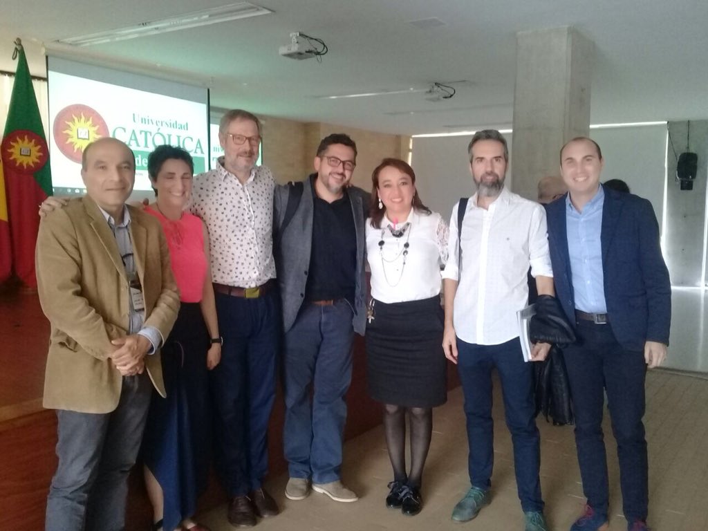 ivanacevedog's tweet photo. Encuentro Internacional “Arquitectura y Cambio Climático”. Universidad Católica de Pereira, Colombia. Mayo 2018 #arquitectura #espaciopúblico #urbanismo #publicspace #scasantander #ustabuca #Arquitectura #revolution #Innovation #educación #urbanplanning #escolasert #humanización https://t.co/8Ki4YvYe4N