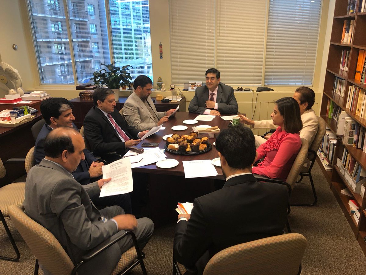 SMandvioffice's tweet photo. Deputy Chairman Senate @SaleemMandvi along with others meeting with the Forum of Fderation in Canada. @SenatePakistan @MediaCellPPP @BBhuttoZardari @PPPPInfoSecy @AseefaBZ @BakhtawarBZ @AAliZardari @SeharKamran @kamran_zil @PPPSocialMedia1 https://t.co/KZQZAdpStn